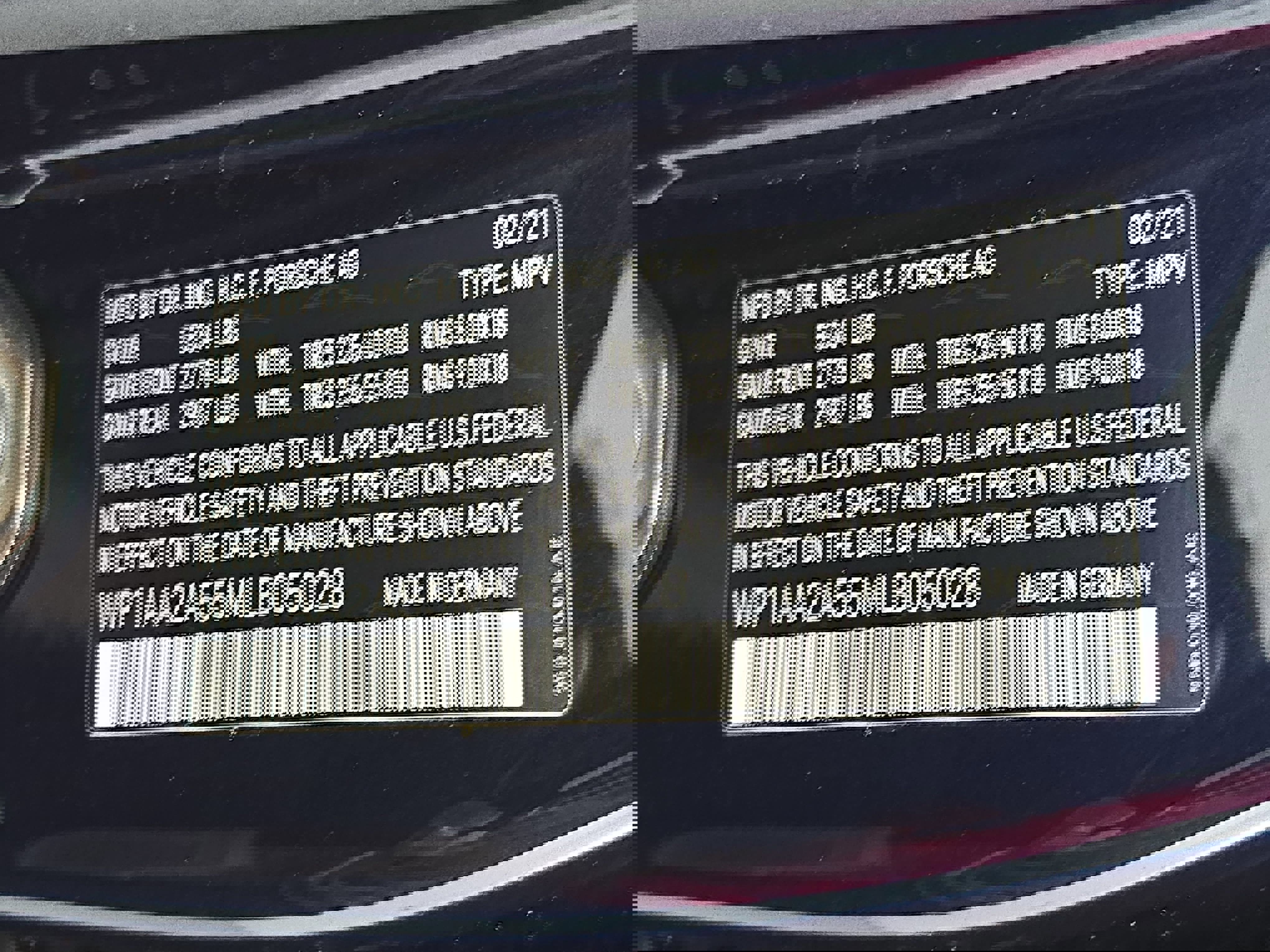 Used 2021 Porsche Macan Base image 36