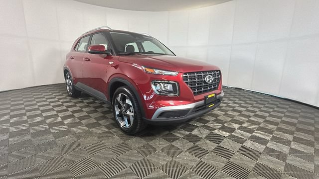 Used 2025 Hyundai Venue SEL FWD video 2