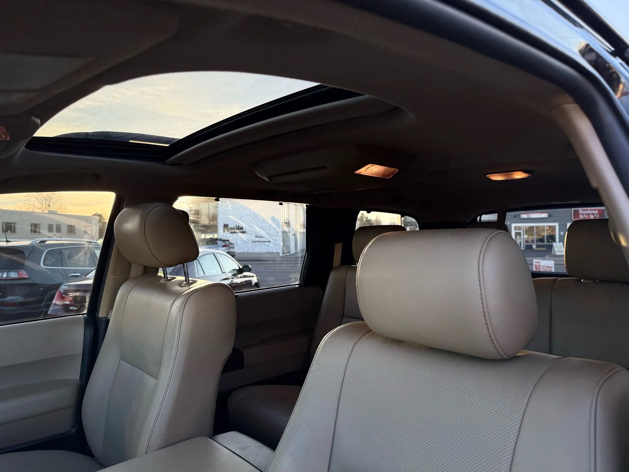 Used 2015 Toyota Sequoia Platinum image 13