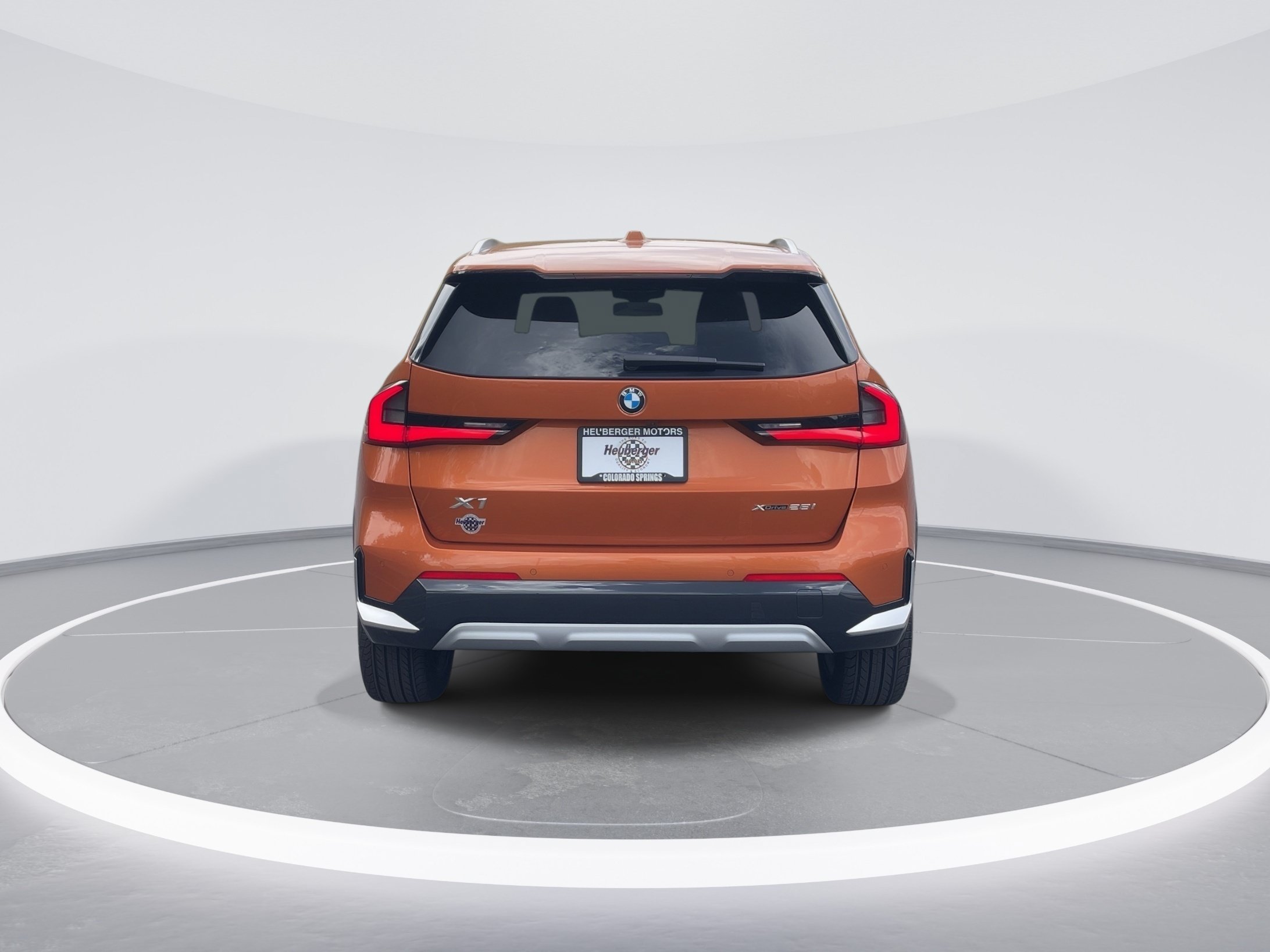 Used 2025 BMW X1 xDrive28i w/ Technology Package AWD/4WD image 6