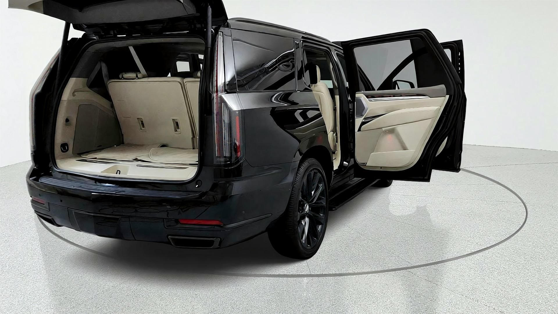 Used 2025 Cadillac Escalade Sport Platinum w/ LPO, ONYX Package AWD/4WD image 12