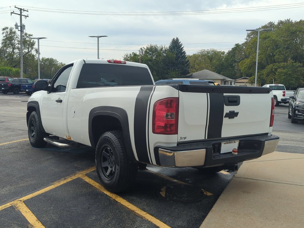 Used 2013 Chevrolet Silverado 1500 W/T RWD image 5