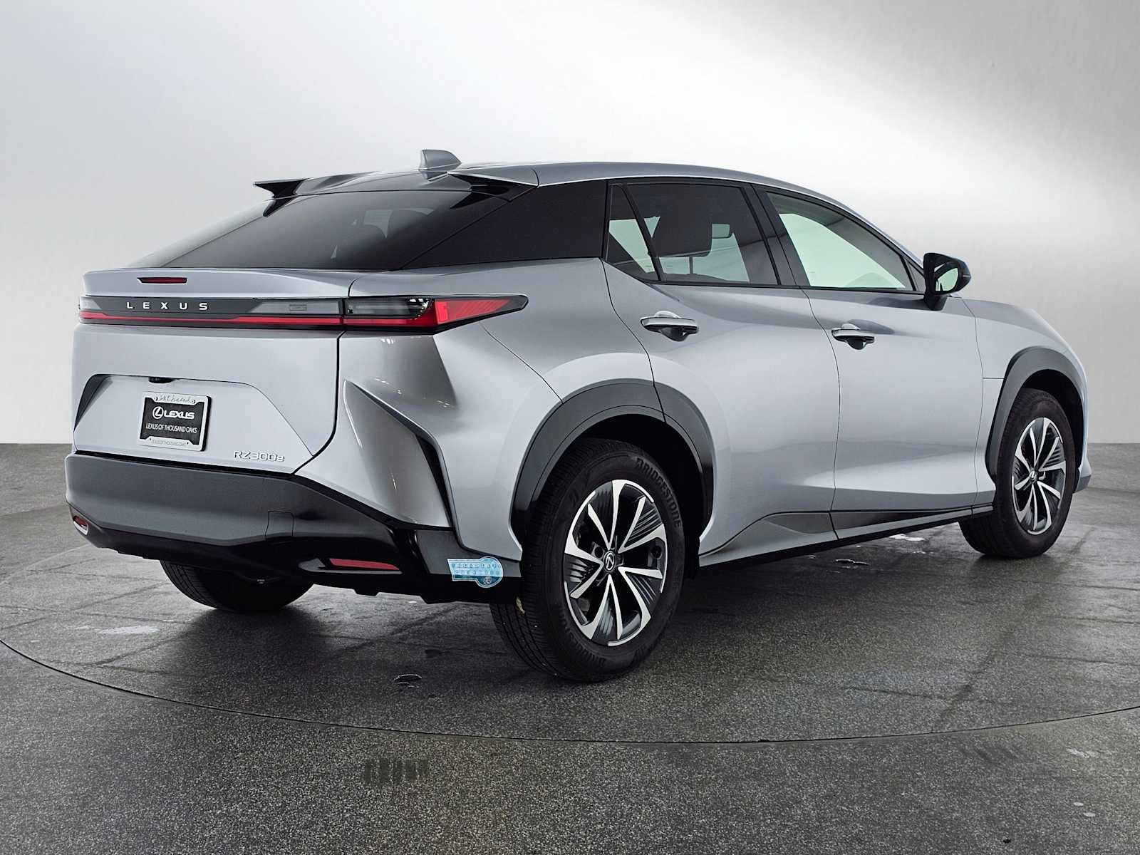 Used 2024 Lexus RZ 300e Premium image 3