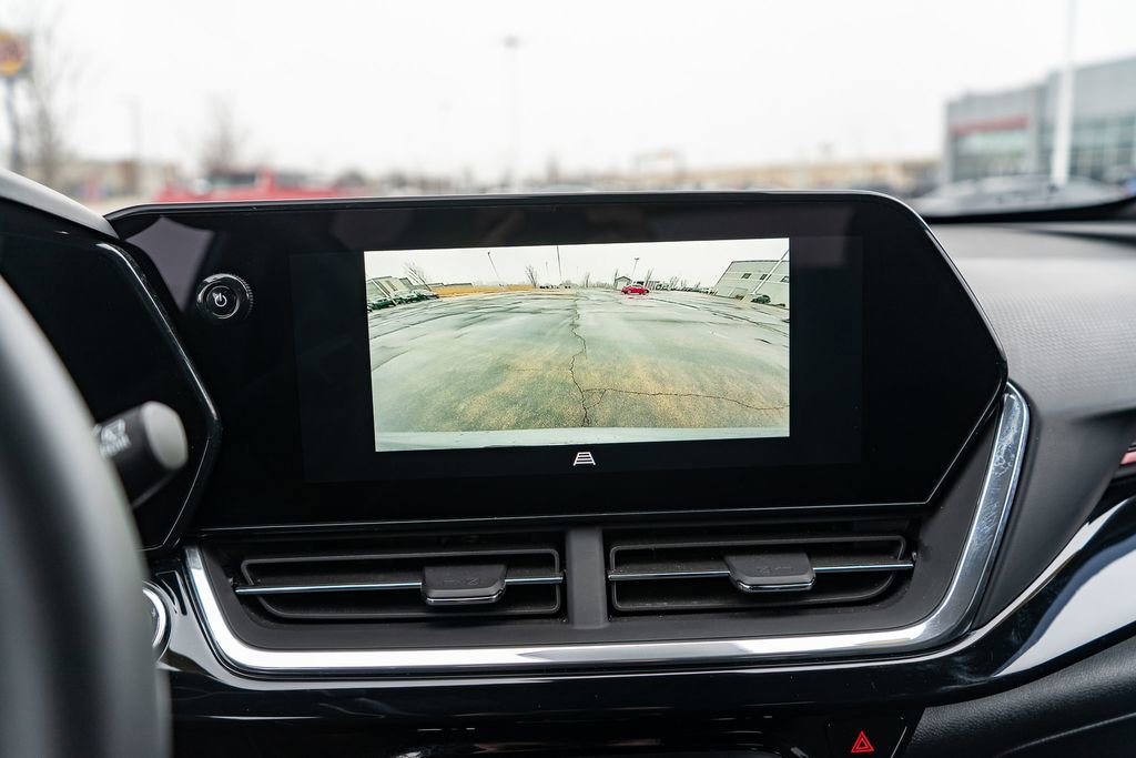 Used 2024 Chevrolet Trax RS w/ Driver Confidence Package image 32