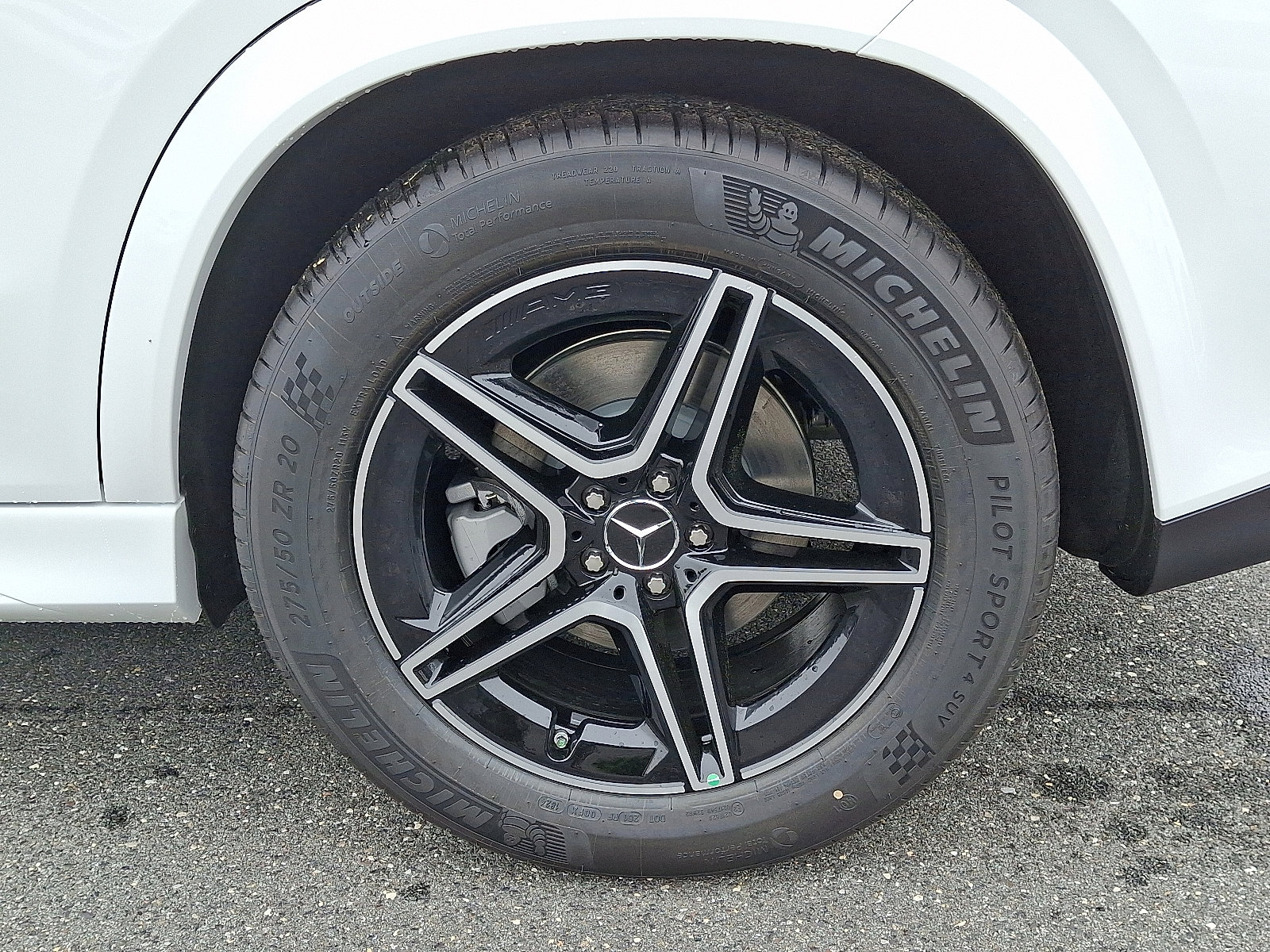 New 2025 Mercedes-Benz GLE 53 AMG 4MATIC image 5