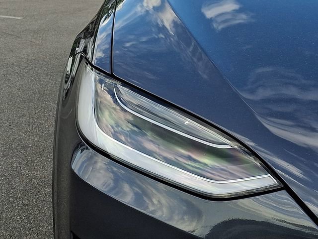 Used 2023 Tesla Model X image 11