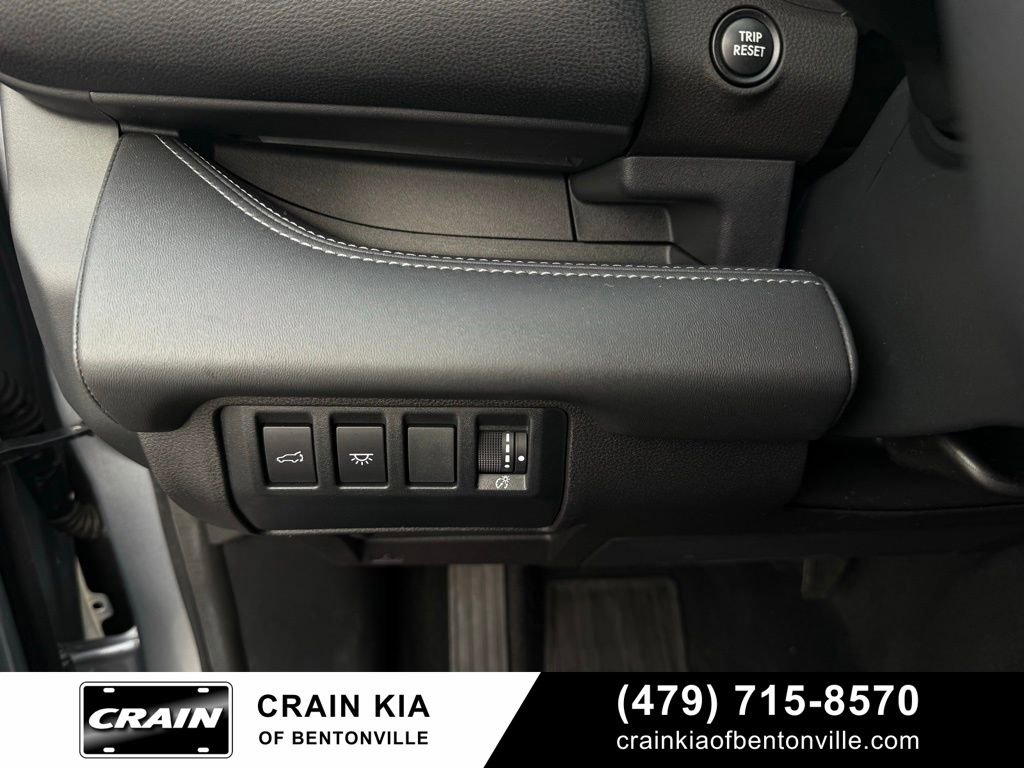 Used 2023 Subaru Ascent Limited AWD/4WD image 13