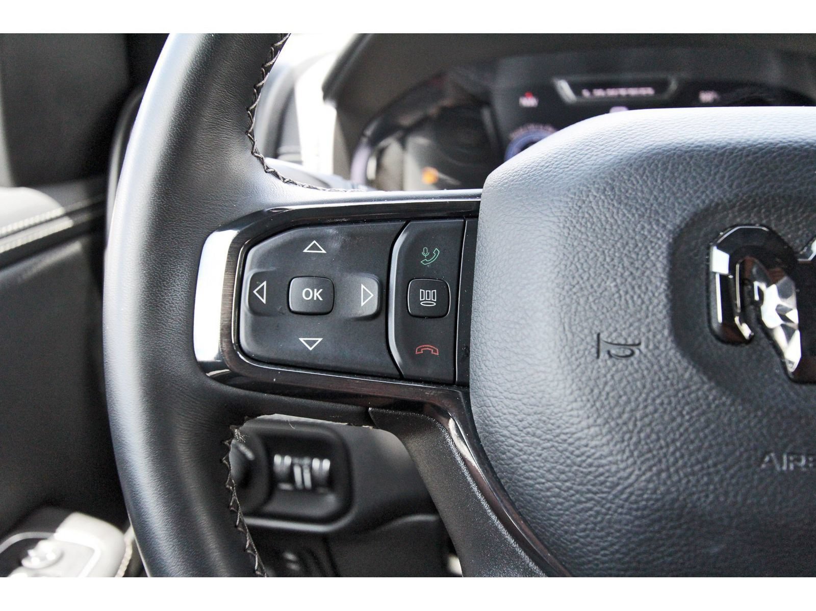 Used 2023 RAM 1500 Limited w/ Body Color Bumper Group AWD/4WD image 24
