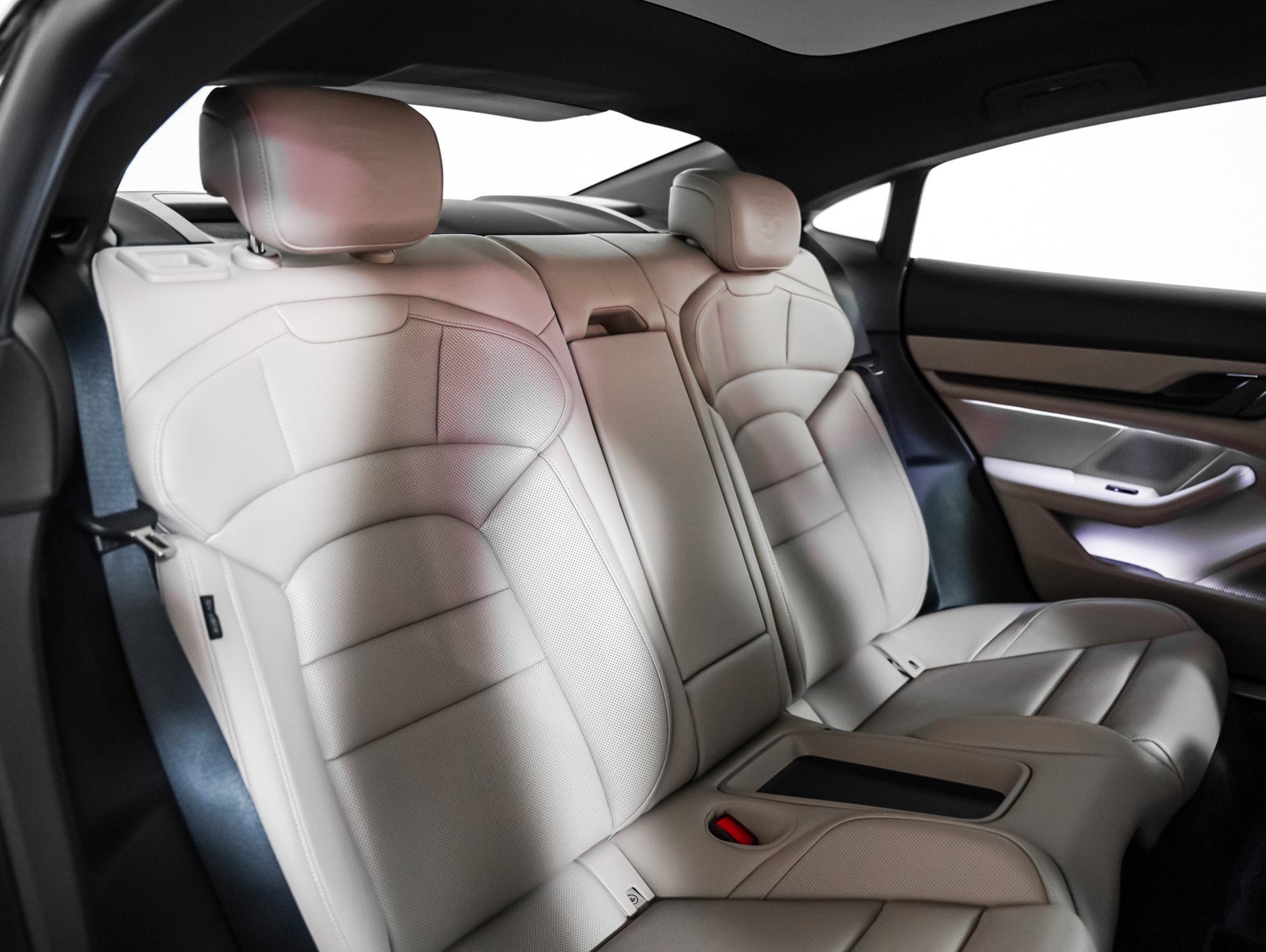 Certified 2024 Porsche Taycan 4S image 6