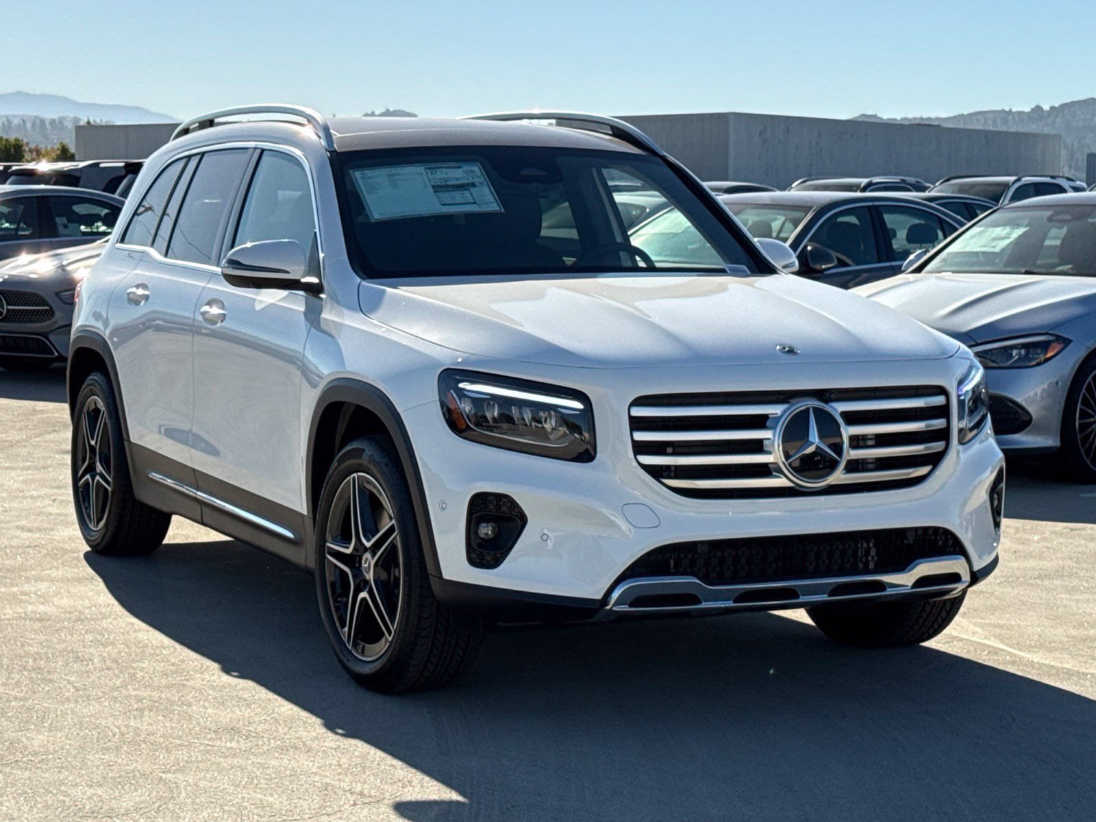 New 2026 Mercedes-Benz GLB 250 4MATIC image 5