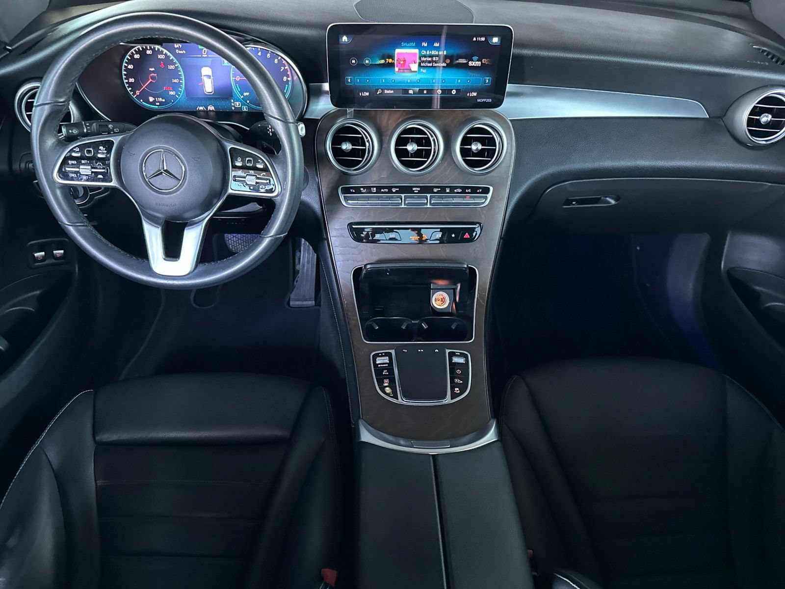 Used 2020 Mercedes-Benz GLC 350e 4MATIC image 13
