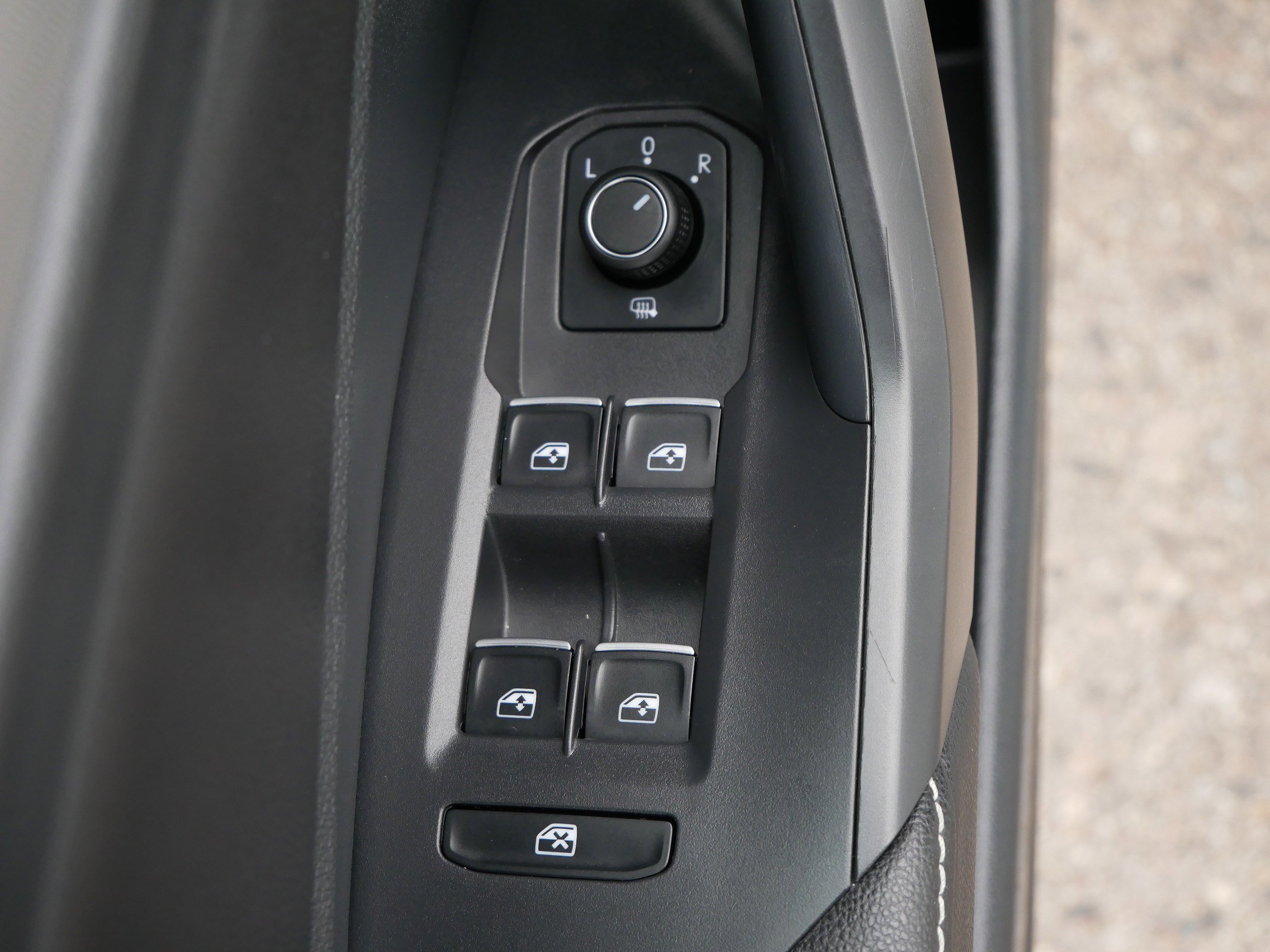 Certified 2023 Volkswagen Jetta Sport image 19