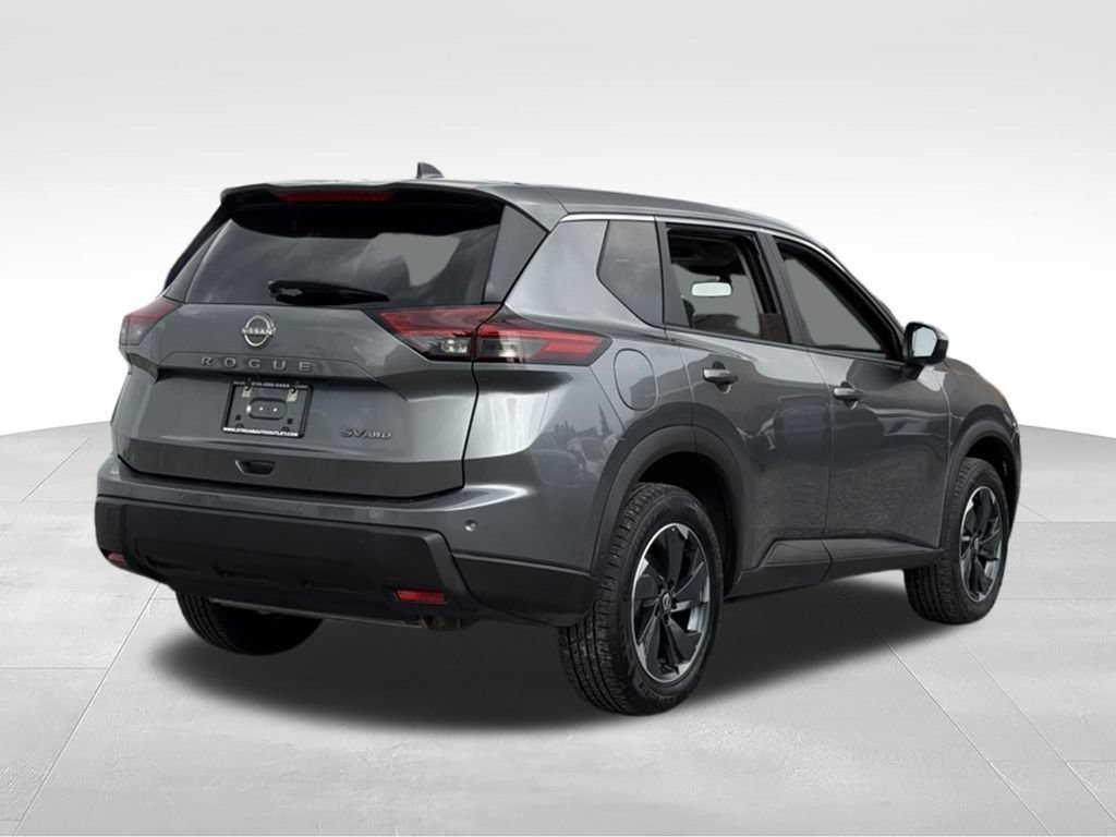Used 2024 Nissan Rogue SV AWD/4WD image 8