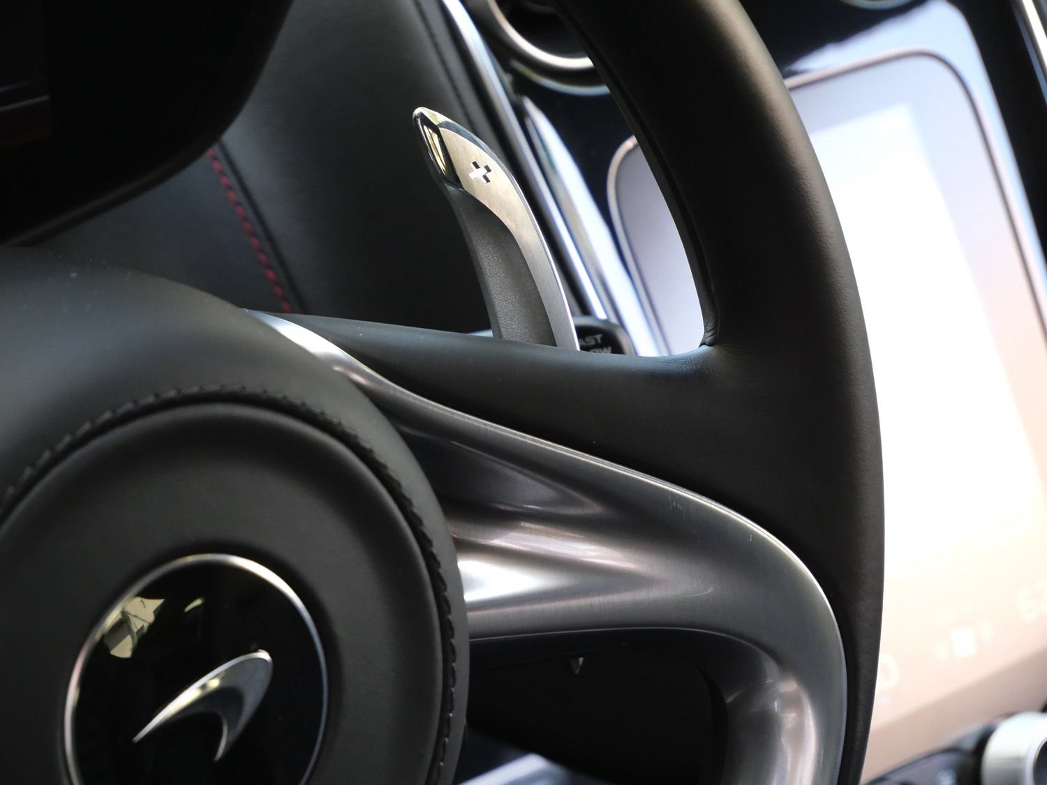 Used 2025 McLaren GTS RWD image 12