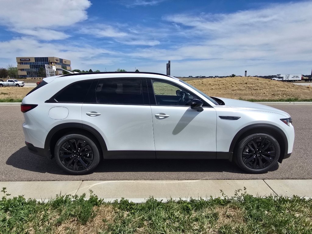 New 2026 MAZDA CX-90 Plug-In Hybrid w/Premium Sport AWD/4WD image 6