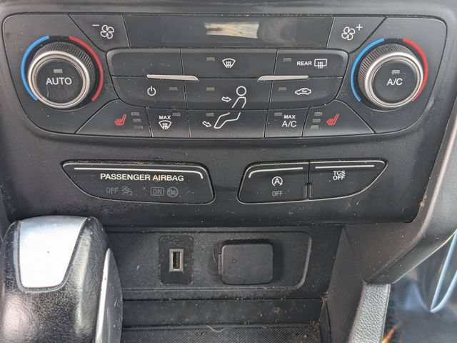 Used 2019 Ford Escape SEL AWD/4WD image 22