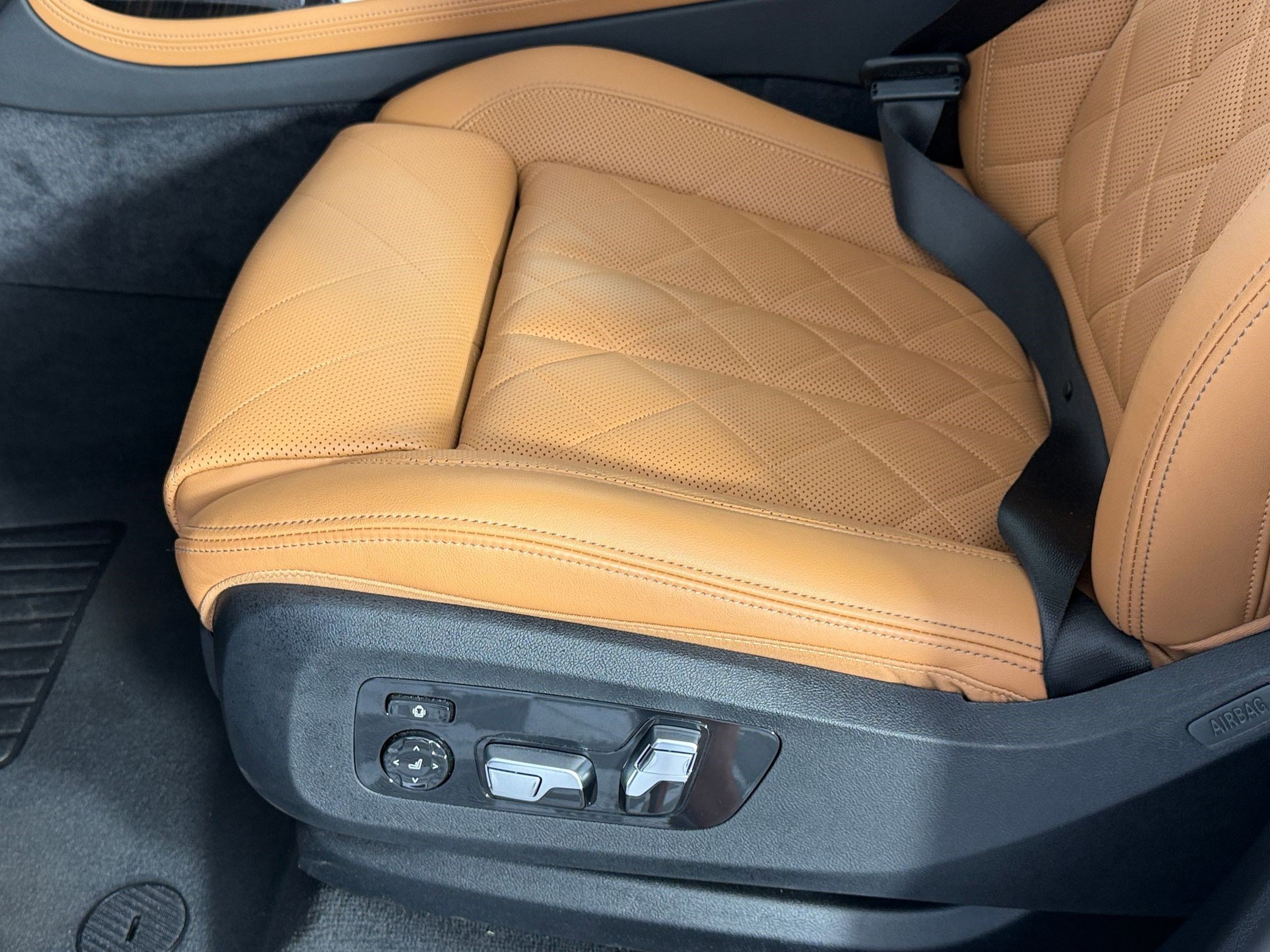 Used 2026 BMW X7 xDrive40i image 13