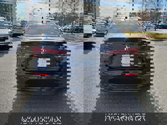 Certified 2025 Honda Civic Sport image 8