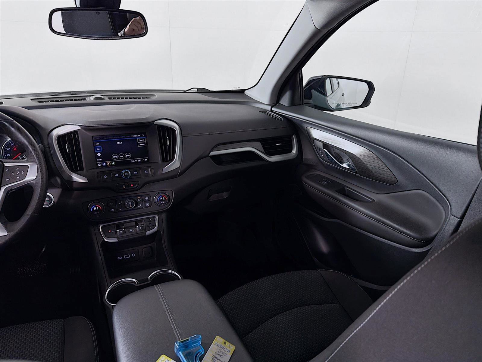 Used 2022 GMC Terrain SLE w/ Driver Convenience Package image 22