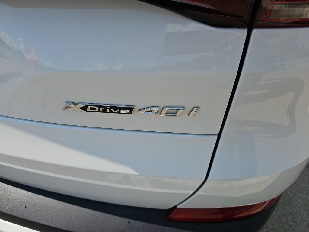 Used 2021 BMW X5 xDrive40i w/ Convenience Package AWD/4WD image 13