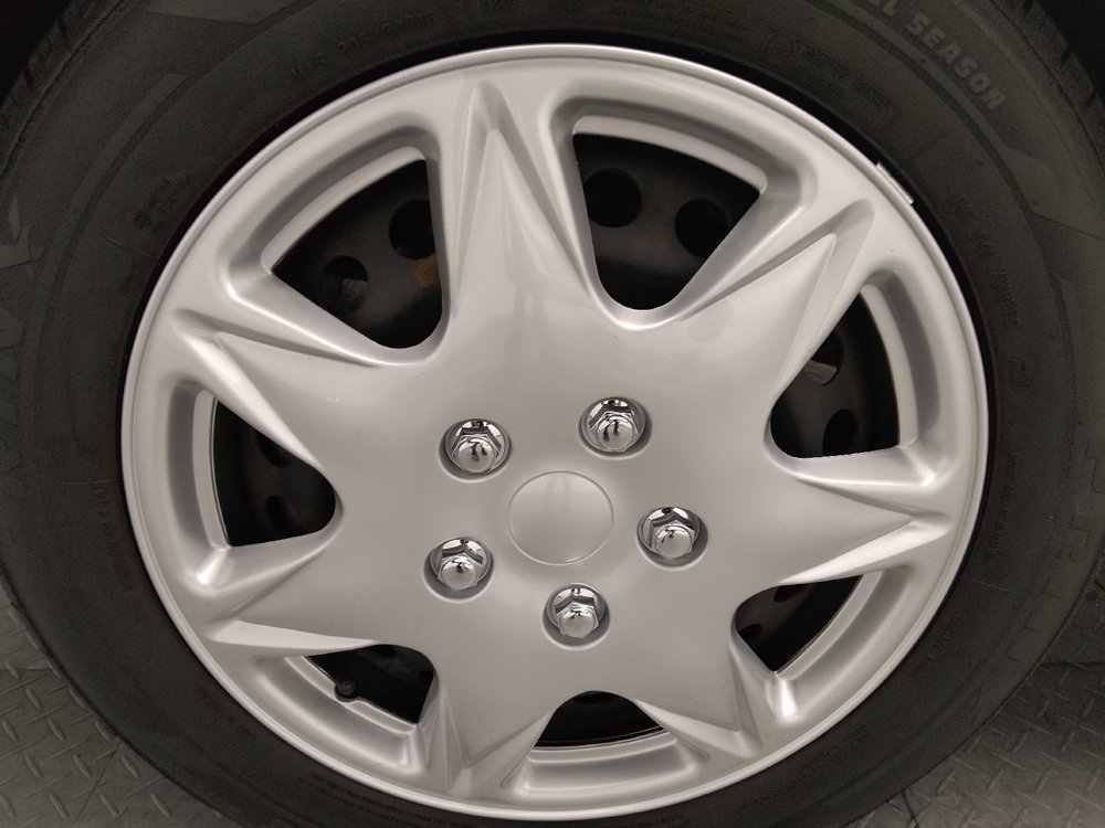 Used 2019 Nissan Rogue Sport S FWD image 31