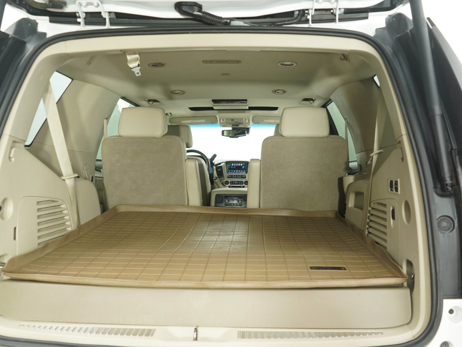 Used 2017 GMC Yukon Denali w/ Open Road Package image 17