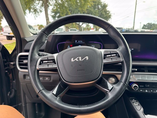 Used 2025 Kia Telluride S FWD image 27