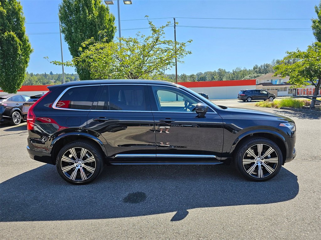 Used 2025 Volvo XC90 T8 Ultra w/ Protection Package image 4