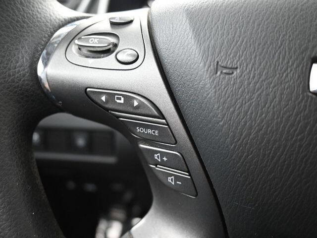 Used 2021 Nissan Murano S image 23