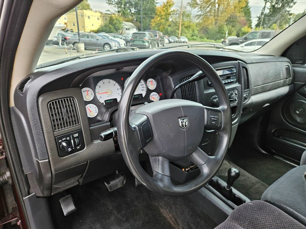 Used 2005 Dodge Ram 1500 Truck SLT w/ Trailer Tow Group image 11