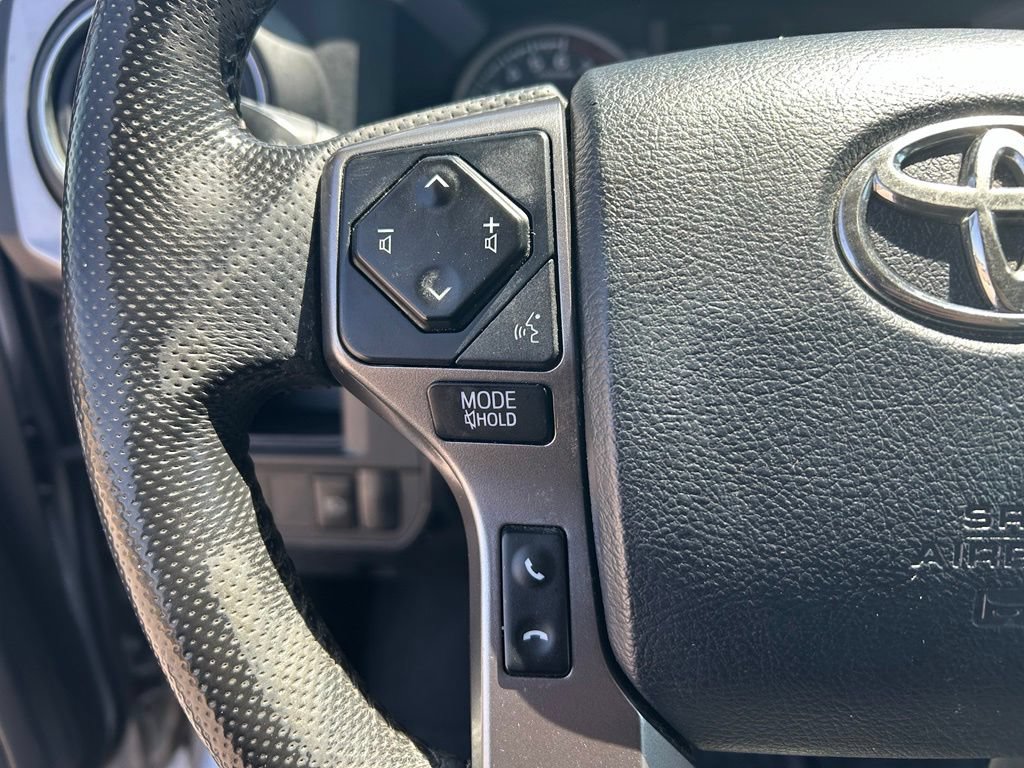 Used 2019 Toyota Tacoma SR5 AWD/4WD image 15