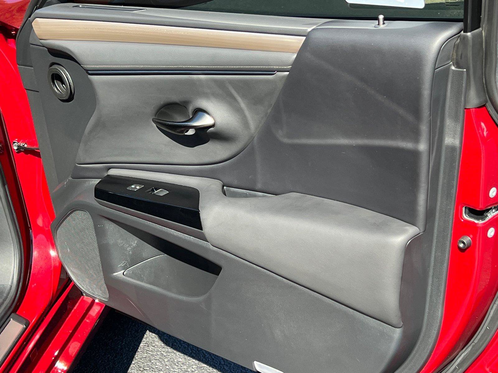 Certified 2023 Lexus ES 350 F Sport w/ Accessory Package (Z2) FWD image 14