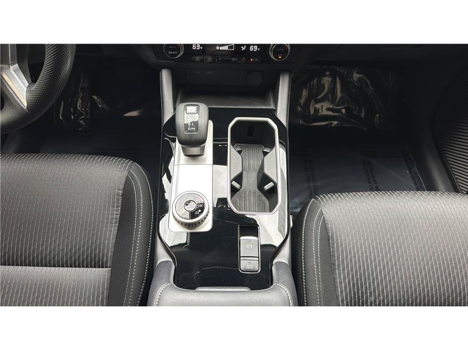 Used 2026 Mitsubishi Outlander ES FWD image 27