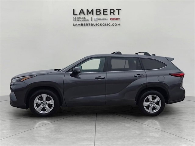 Used 2023 Toyota Highlander L image 2