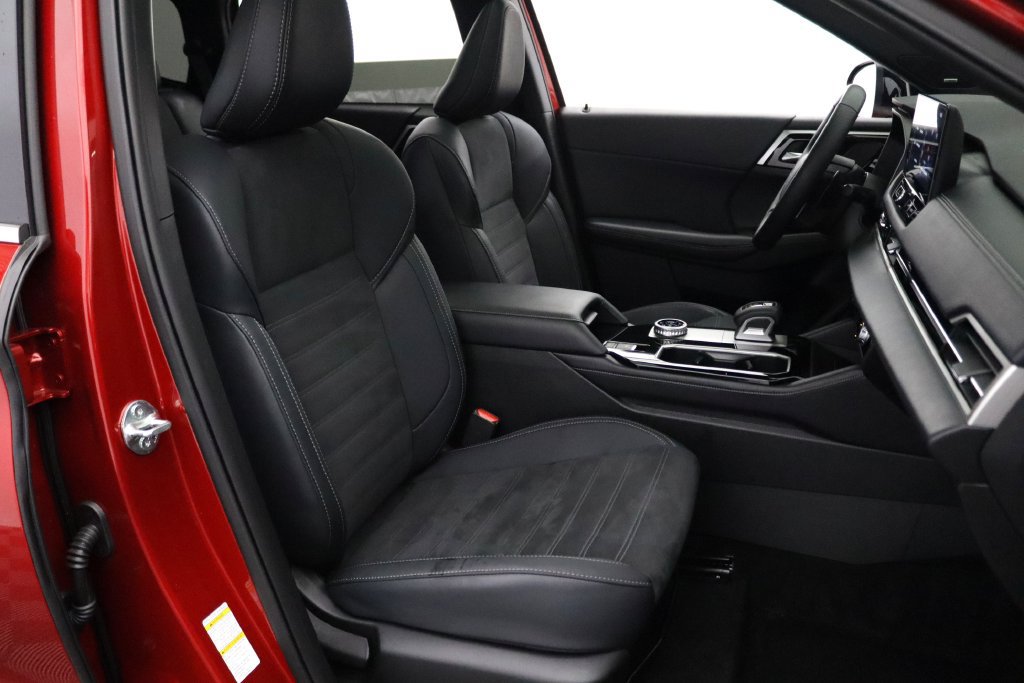 Used 2026 Mitsubishi Outlander AWD image 19