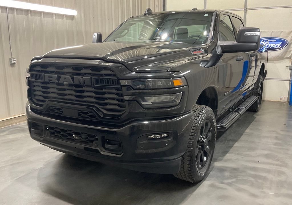 Used 2026 RAM 2500 Big Horn AWD/4WD image 3