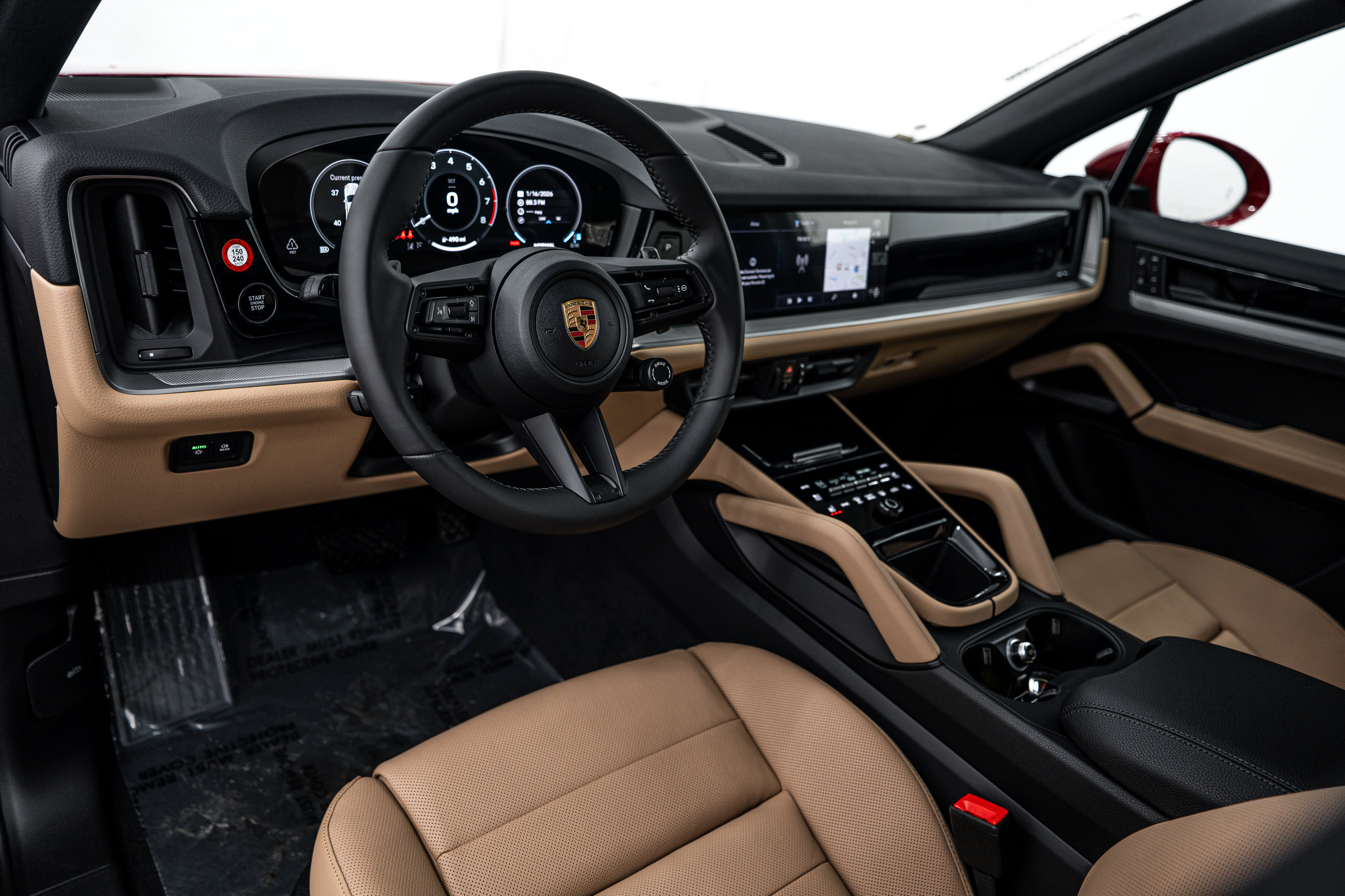 Certified 2026 Porsche Cayenne AWD/4WD image 4