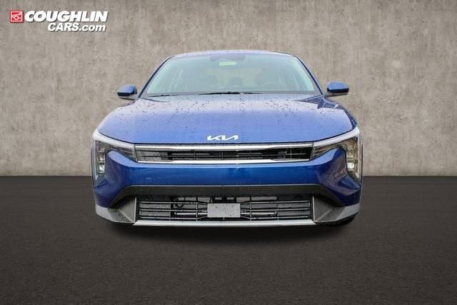 New 2025 Kia K4 EX image 2