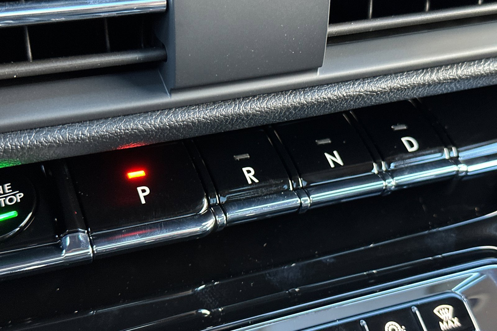 New 2025 Lincoln Corsair Grand Touring w/ Equipment Group 301A image 21