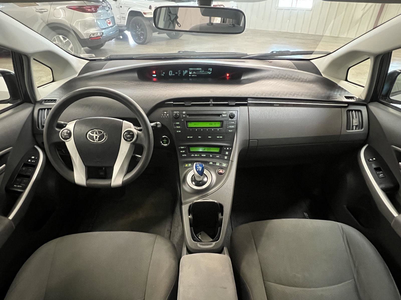 Used 2010 Toyota Prius Five image 4