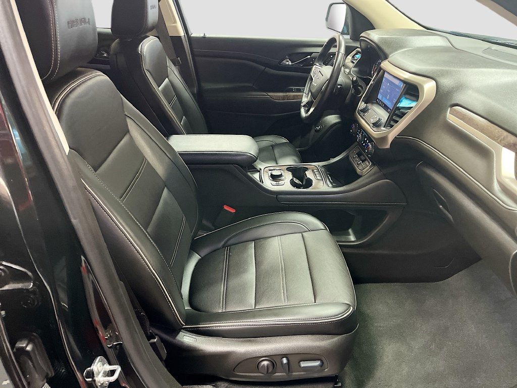 Used 2022 GMC Acadia Denali AWD/4WD image 30