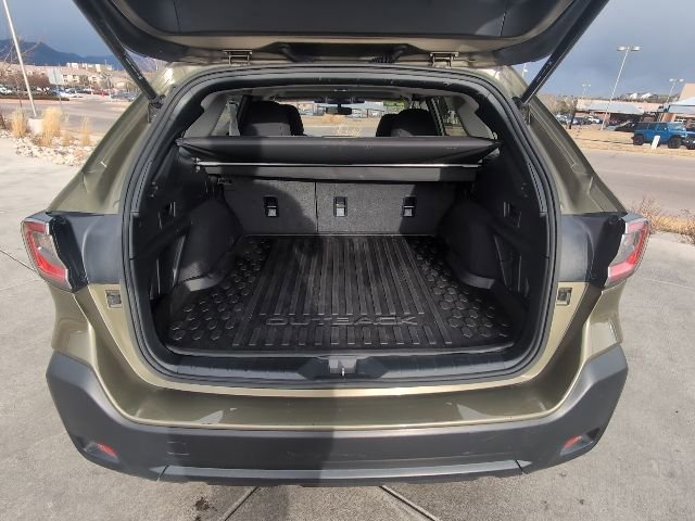 Used 2025 Subaru Outback Premium image 28