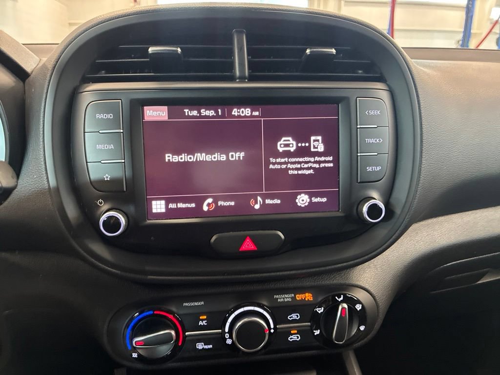 Certified 2023 Kia Soul LX w/ Option Group 015 FWD image 18