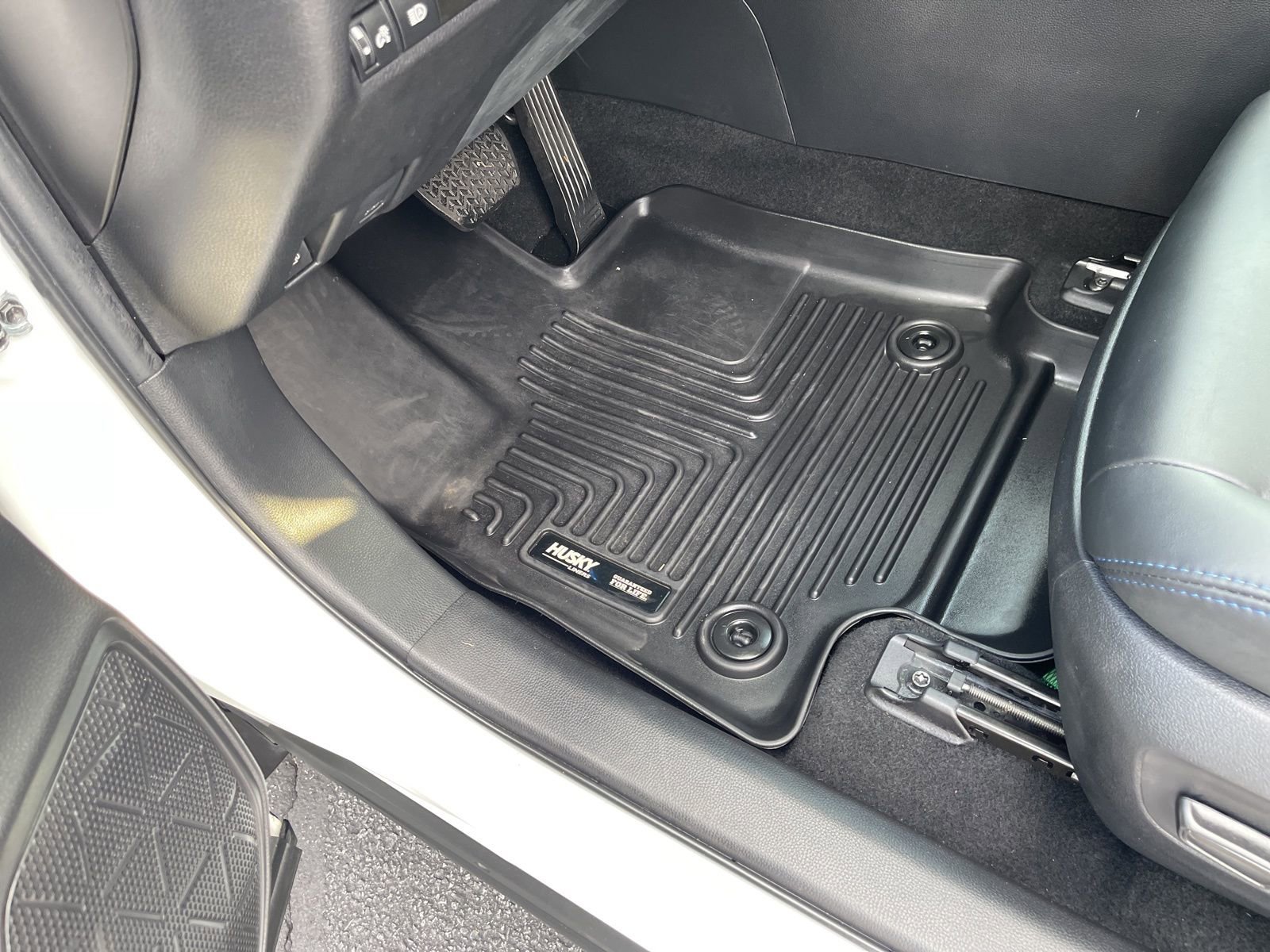 Used 2022 Toyota RAV4 XSE image 28