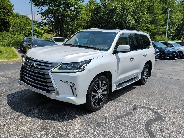 Used 2021 Lexus LX 570 4WD w/ Luxury Package image 1