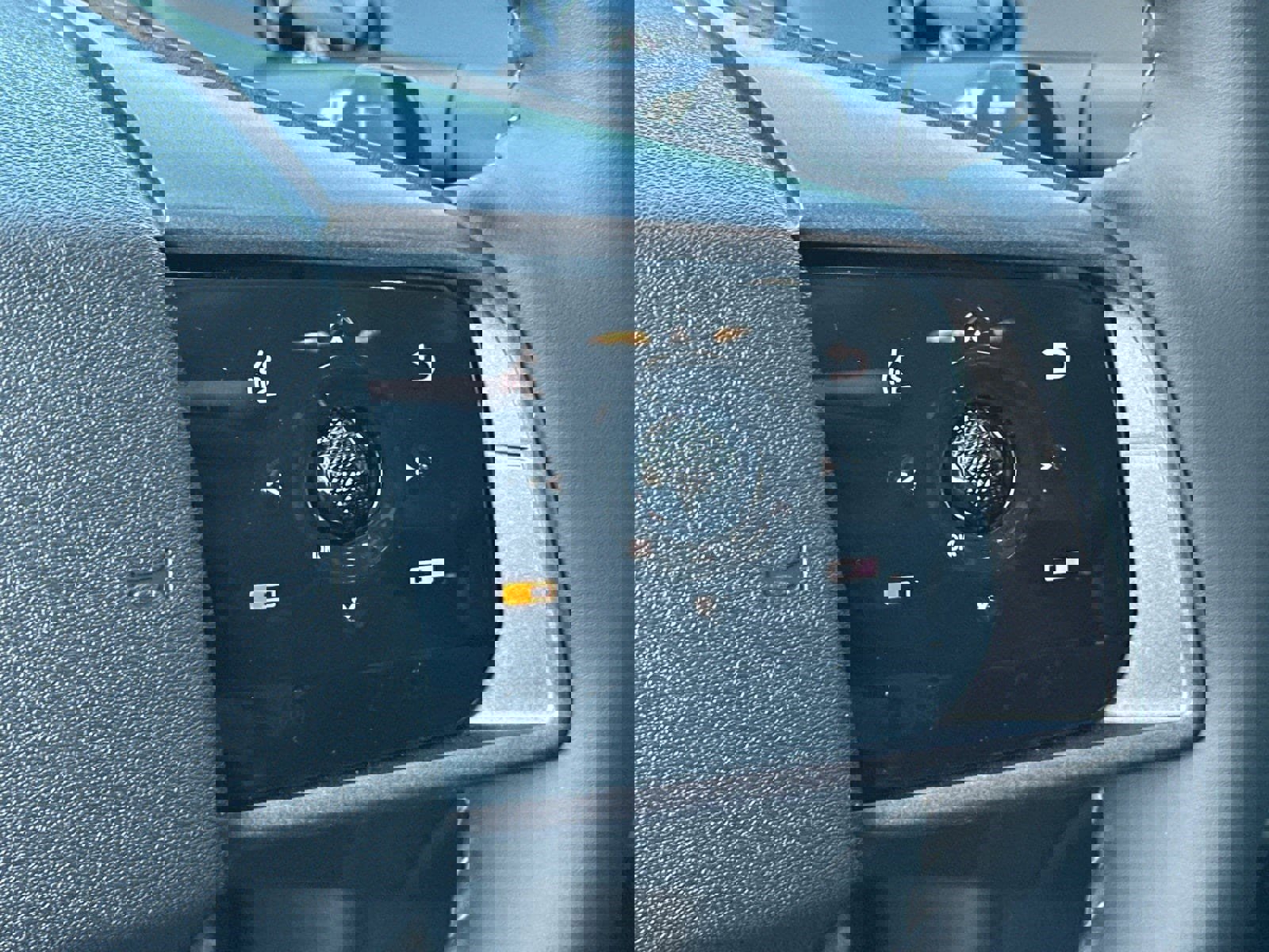 New 2026 Nissan Leaf SV+ w/ Floor Mat Package (SV+) image 25