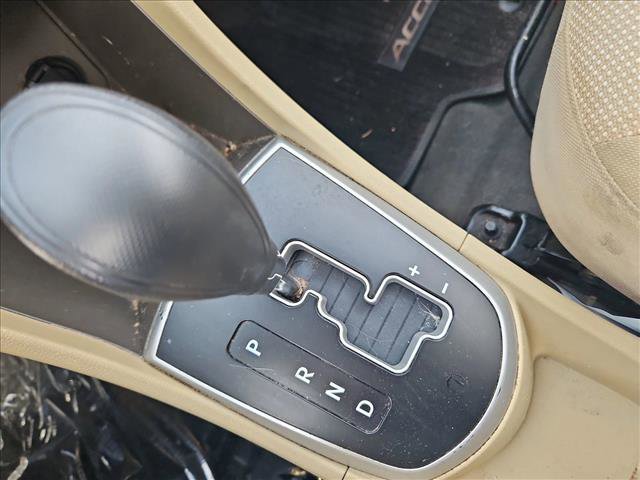 Used 2013 Hyundai Accent GLS image 11