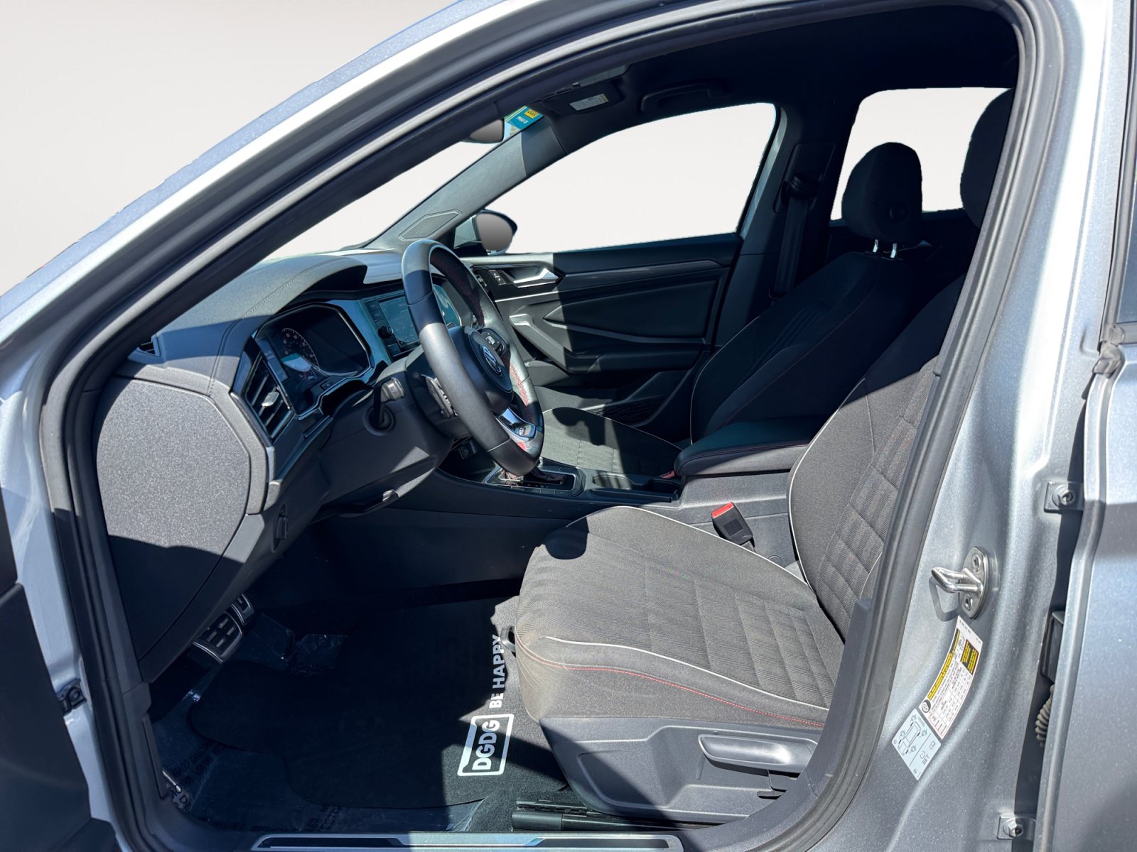 Used 2019 Volkswagen Jetta GLI FWD image 10