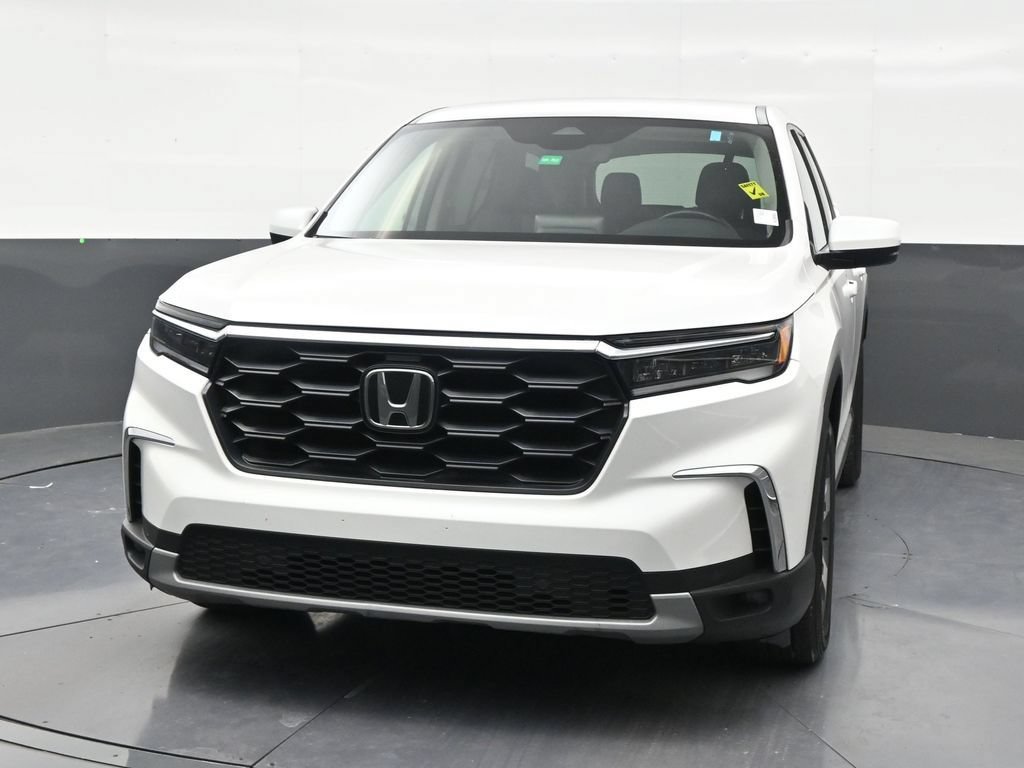 Used 2025 Honda Pilot EX-L image 8
