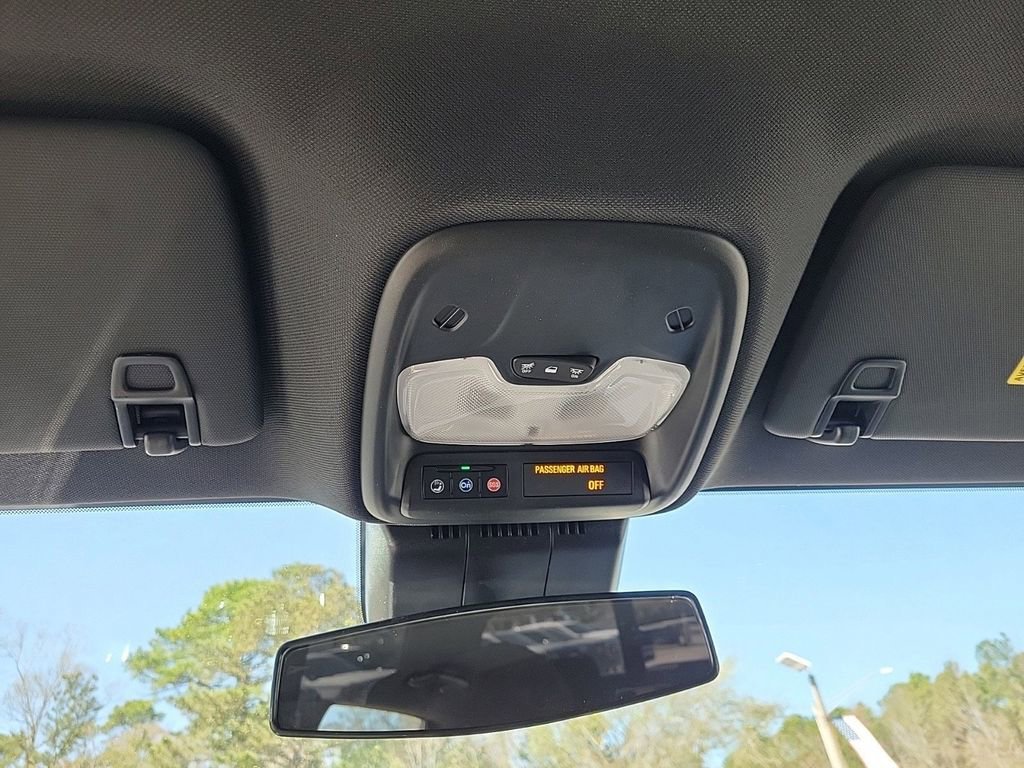 New 2025 GMC Canyon Elevation w/ Technology Package image 27